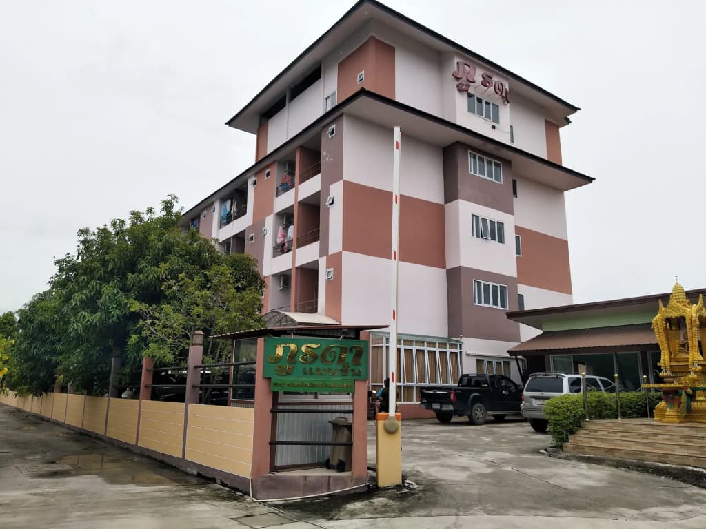 Hotel photo 1