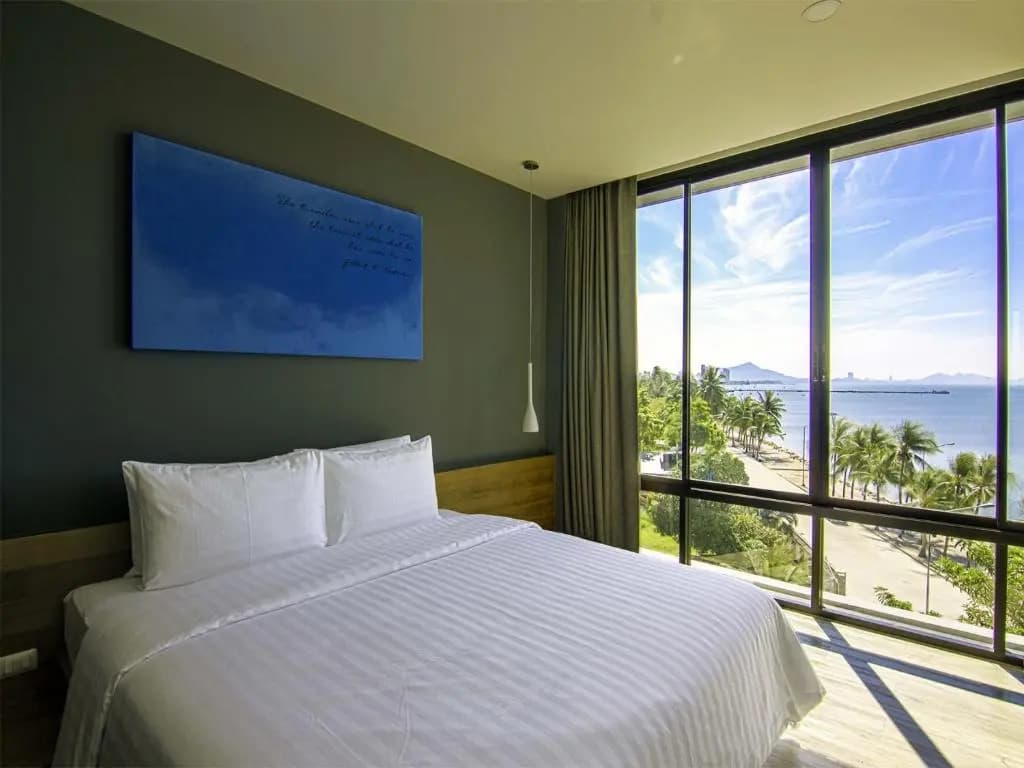 Standard Double room with sea view full double bed