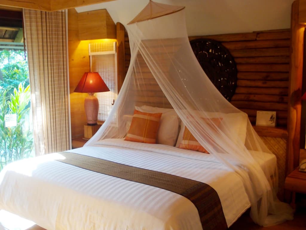 Double Suite full double bed