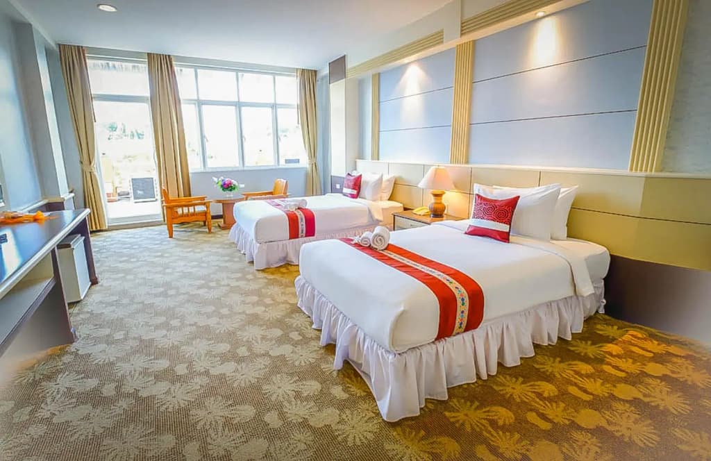 Deluxe Double room twin beds