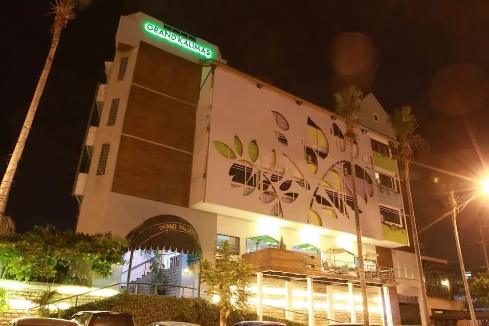Hotel photo 1