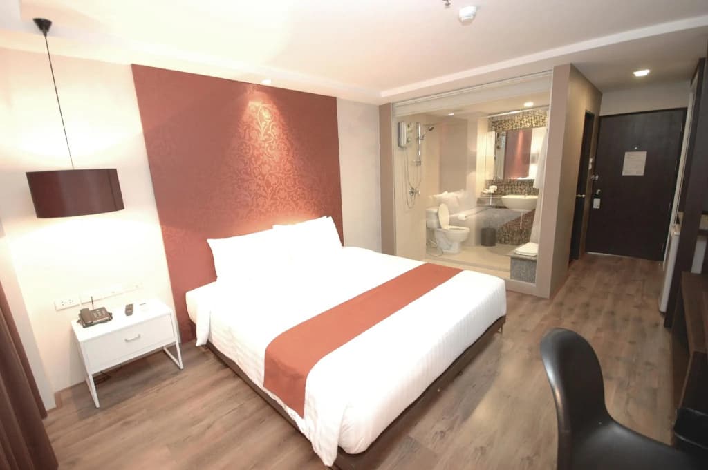 Deluxe Double room full double bed
