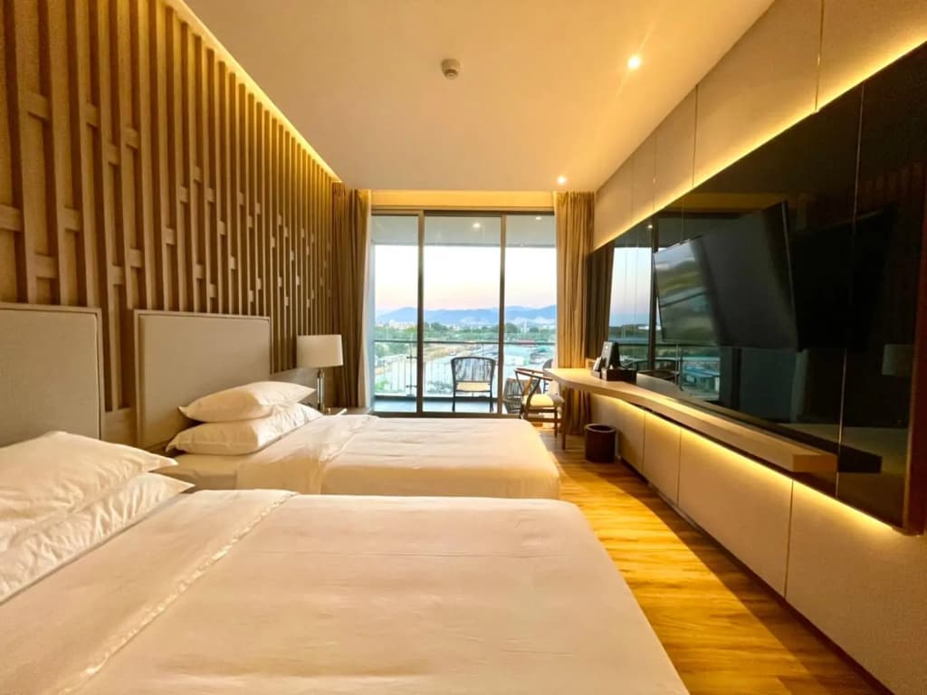 Deluxe Double room with mountain view twin beds