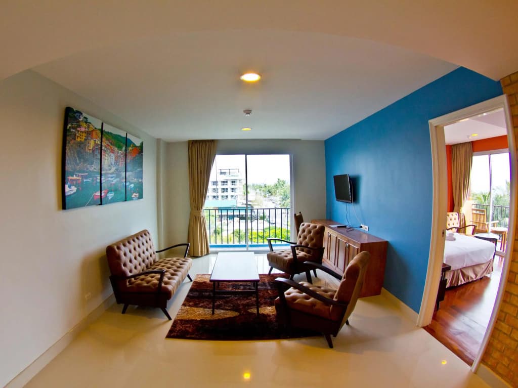 1 Bedroom Suite with sea view