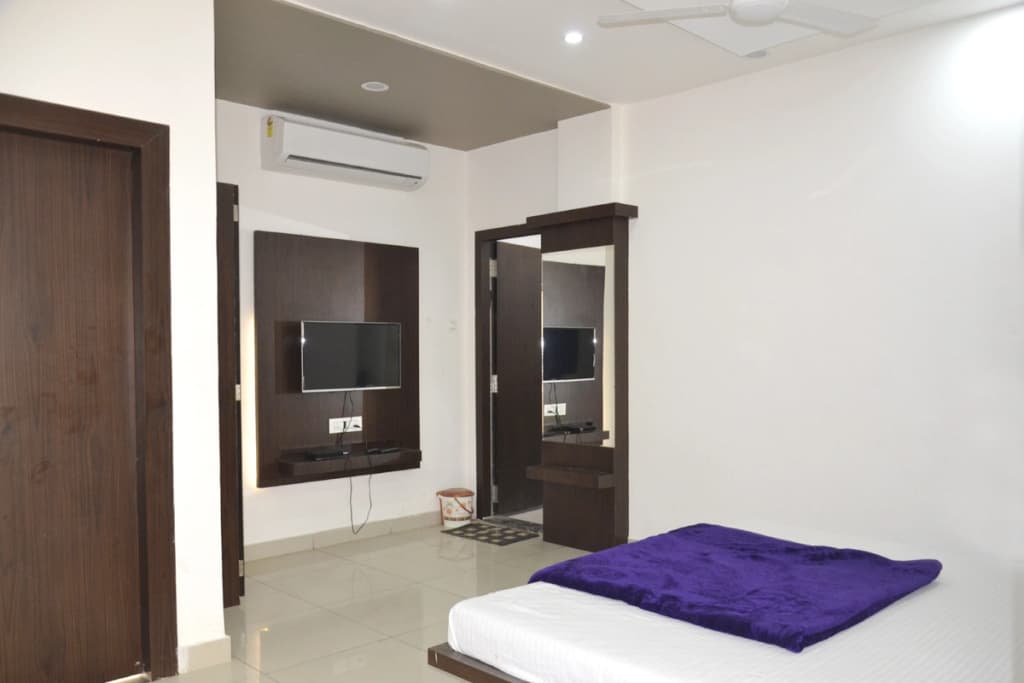 Standard Double room full double bed
