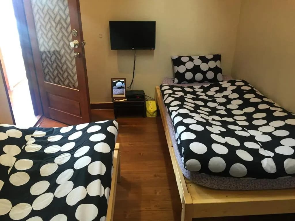 Double room twin beds