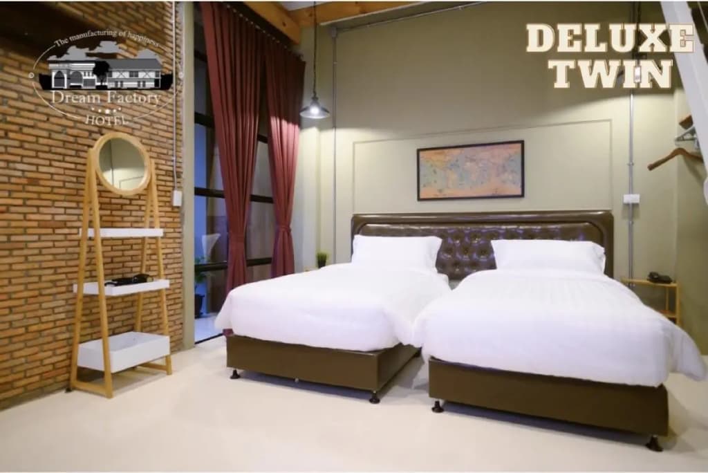 Deluxe Double room twin beds