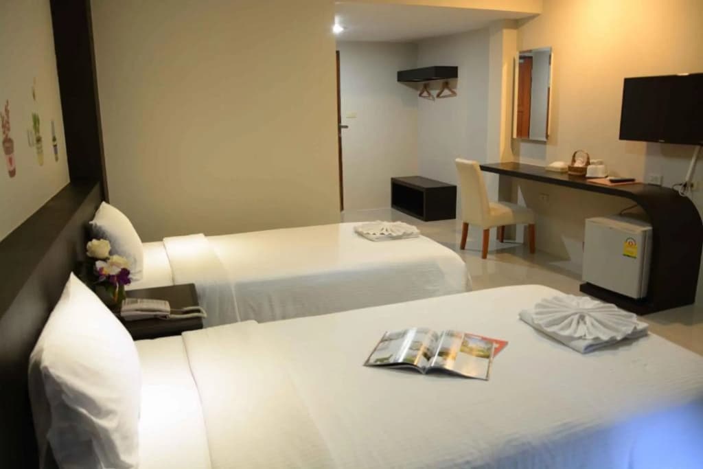 Deluxe Double room twin beds