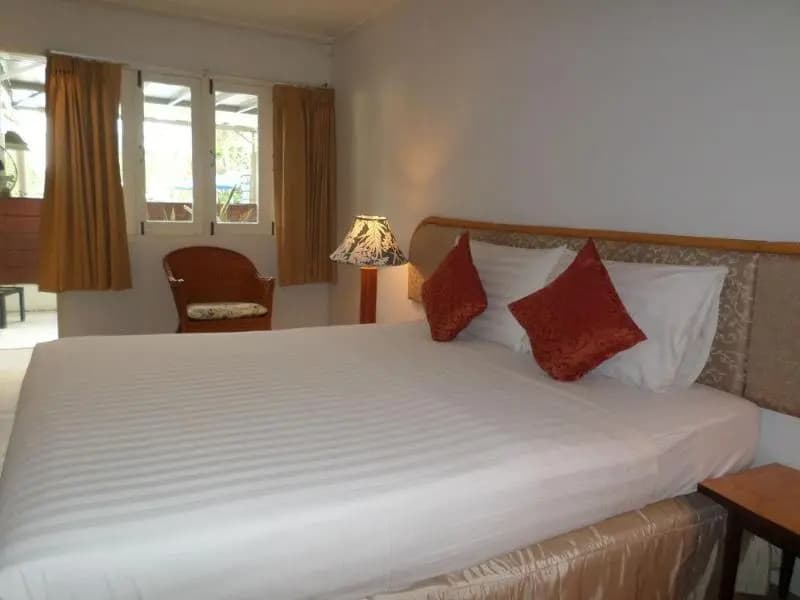 Superior Double room with garden view full double bed