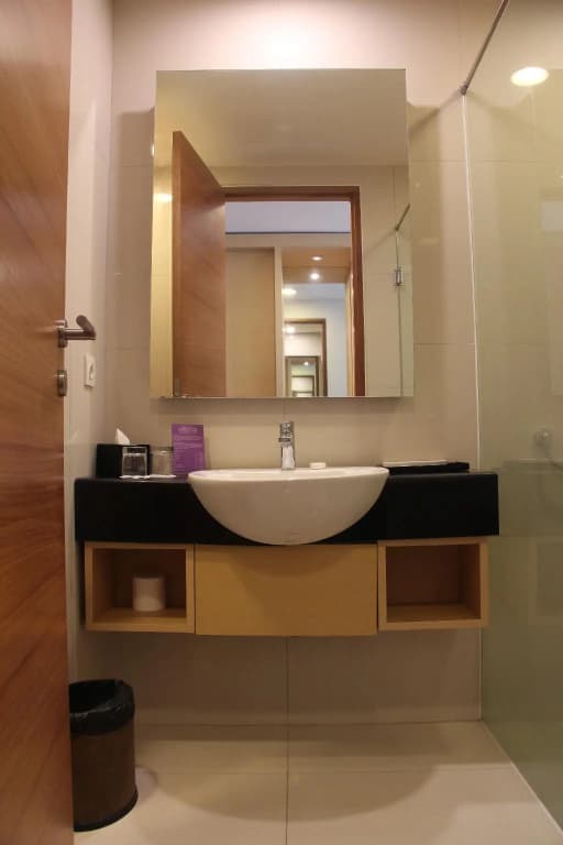 Deluxe Double room full double bed