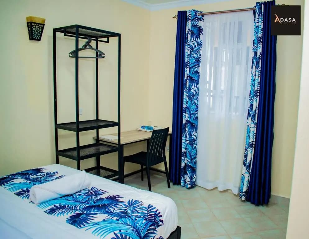 Deluxe Double room with balcony full double bed