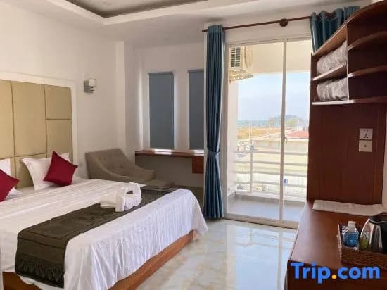 Deluxe Double room with sea view full double bed
