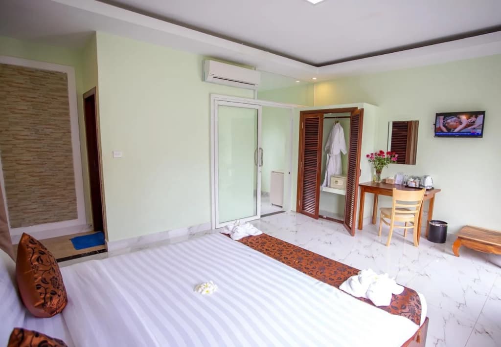 Hotel photo 2