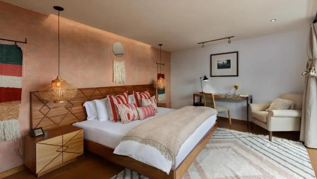 Standard Double room with balcony full double bed