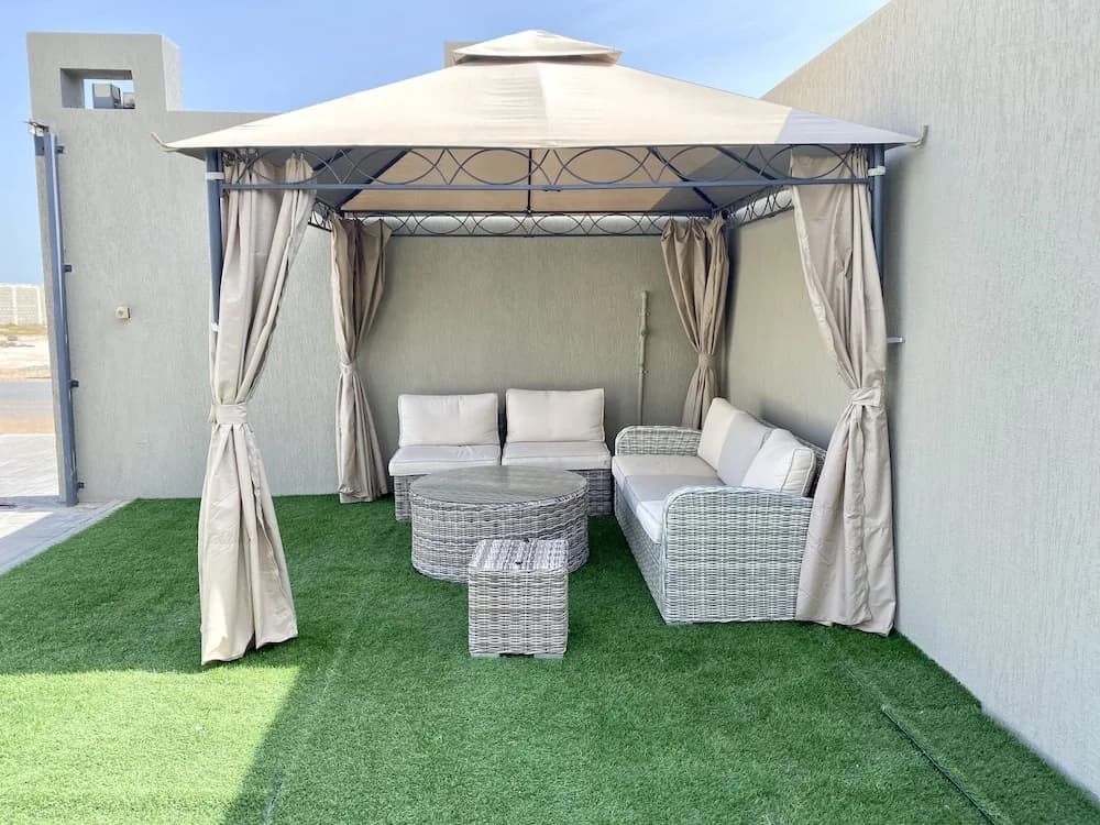 2 Bedrooms Royal Villa with balcony and with pool view