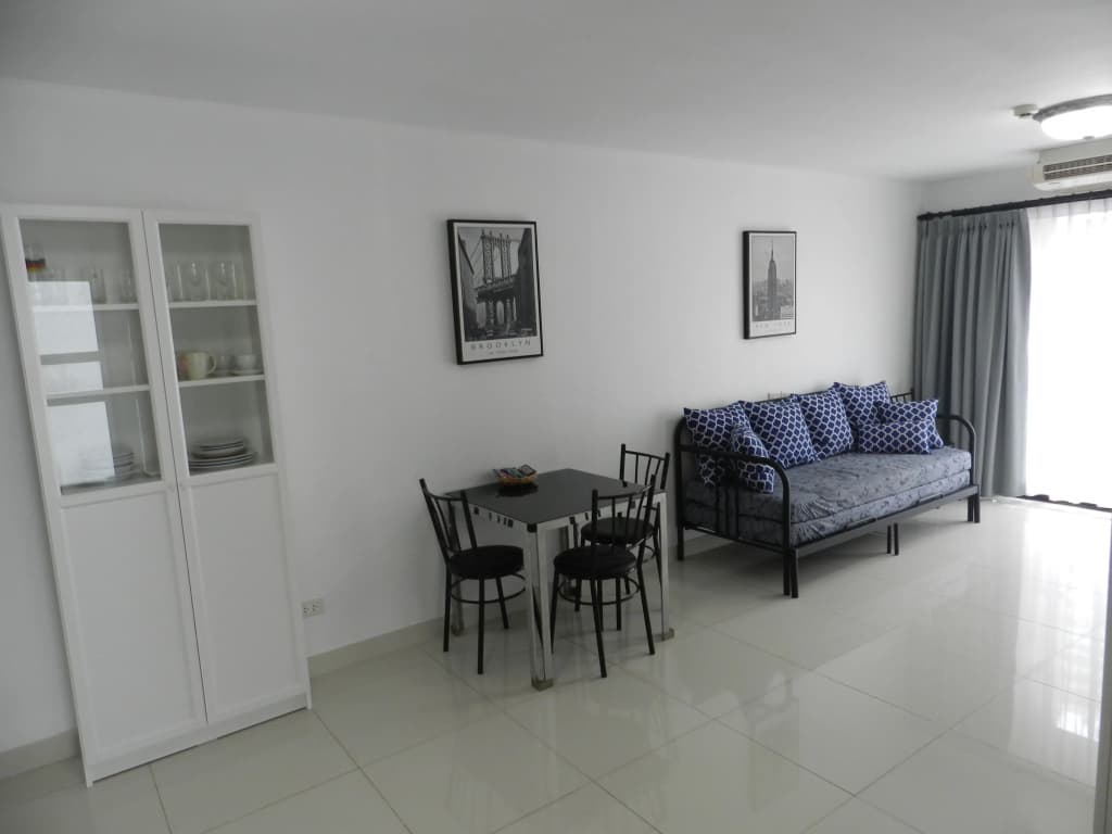 1 Bedroom Quadruple Apartment with balcony and with pool view