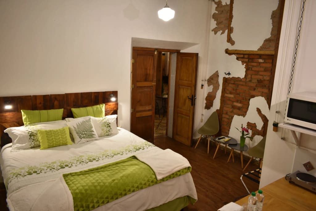 Deluxe Double Suite full double bed