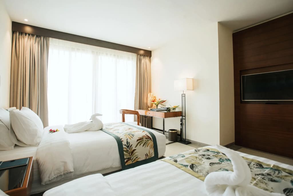 Deluxe Double Bungalow with balcony twin beds