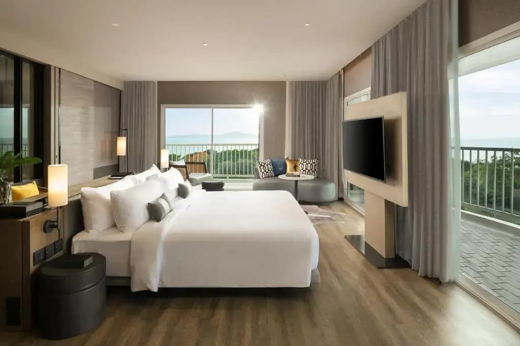 Elite Executive Ocean Double Suite full double bed