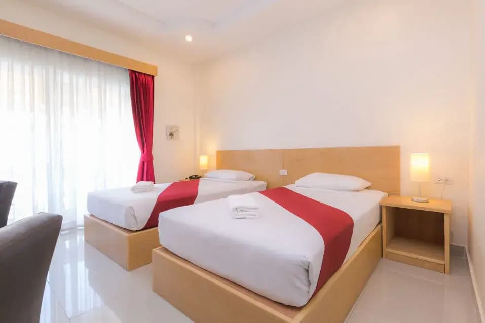 Deluxe Double room twin beds
